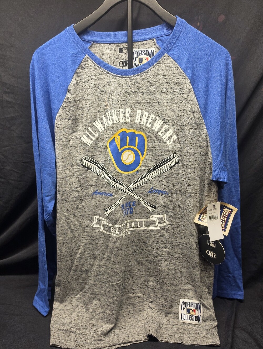 NWT Darius Rucker Milwaukee Brewers Cooperstown Collection Raglan LS Shirt Men's